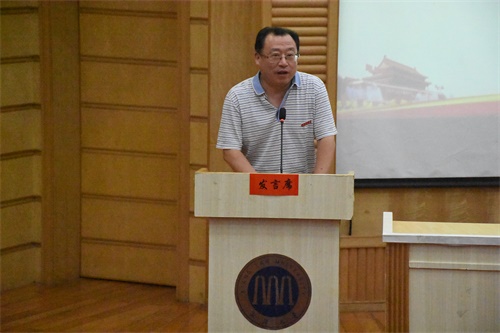 图为刘建平副校长致辞.JPG